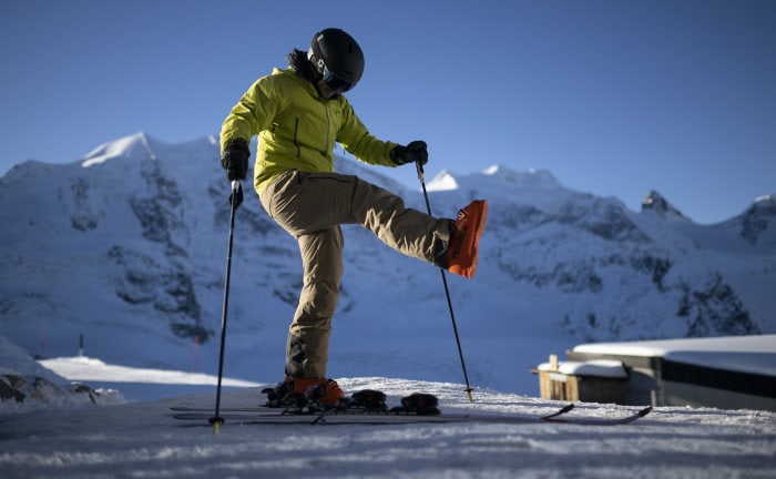Skifahrer in der Schweiz: Auch im Ausland krankenversichert?