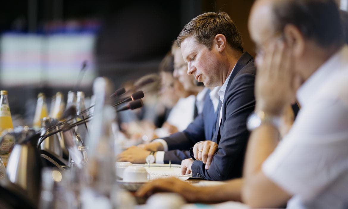 Staatssekretär Florian Toncar beim Abschlusstreffen der von ihm geleiteten Fokusgruppe private Altersvorsorge