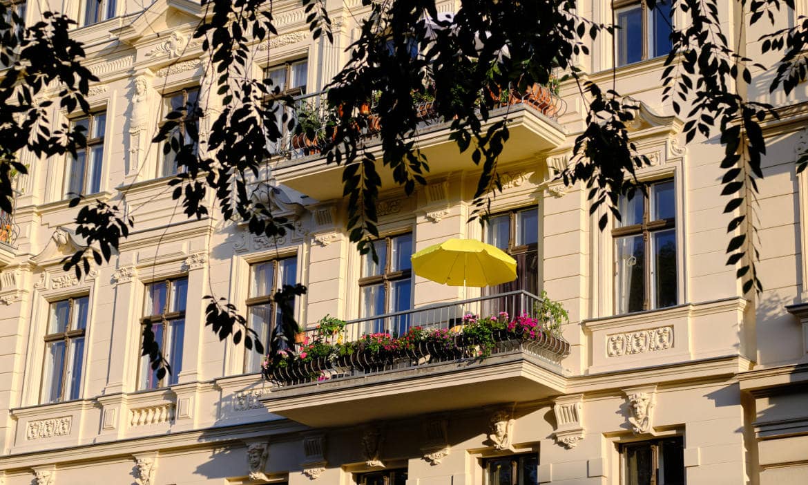 Balkonansicht bei Wohngebäude: Für offene Immobilienfonds lief es auch schonmal besser