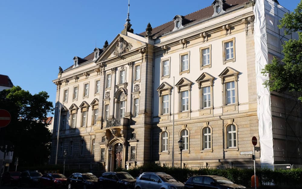 Amtsgericht Charlottenburg in Berlin: Dort stellte die Bafin den Insolvenzantrag für die Element Insurance