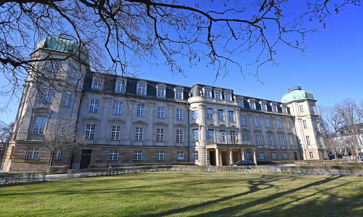 Der Bundesfinanzhof in München musste sich mit der Pflicht zur Einkommensteuer auf Versicherungszahlungen befassen.