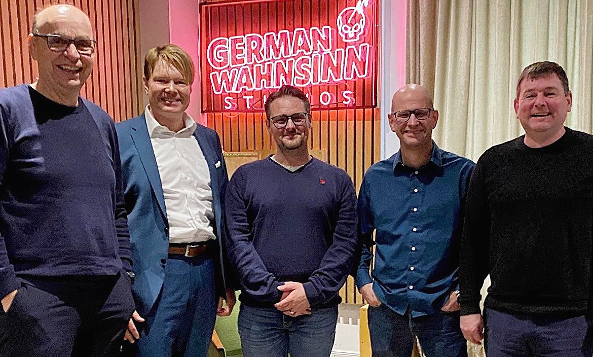 Diskutierten über die Zielgruppe der Beamten (v. l.): Pfefferminzia-Geschäftsführer Matthias Heß, Michael Hinz, SIGNAL IDUNA, Versicherungsmakler Moritz Heilfort, Pfefferminzia-Redakteur Andreas Harms und Versicherungsmakler Dirk Gärtner