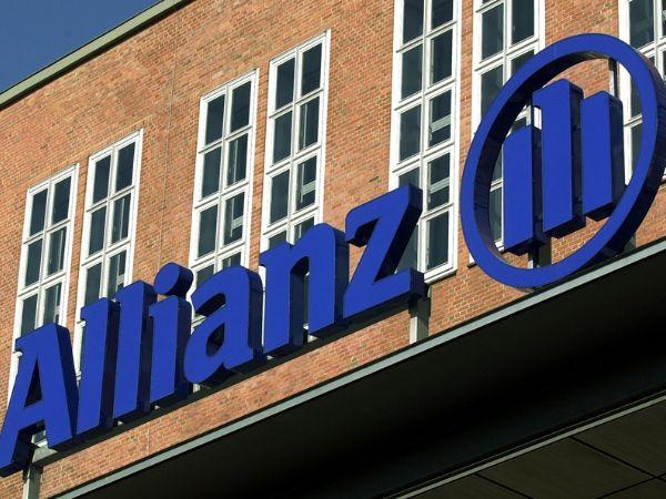 Das Logo der Allianz am Sitz eines Dienstleistungszentrums der Allianz, Foto: picture-alliance / ZB | Bernd Wüstneck