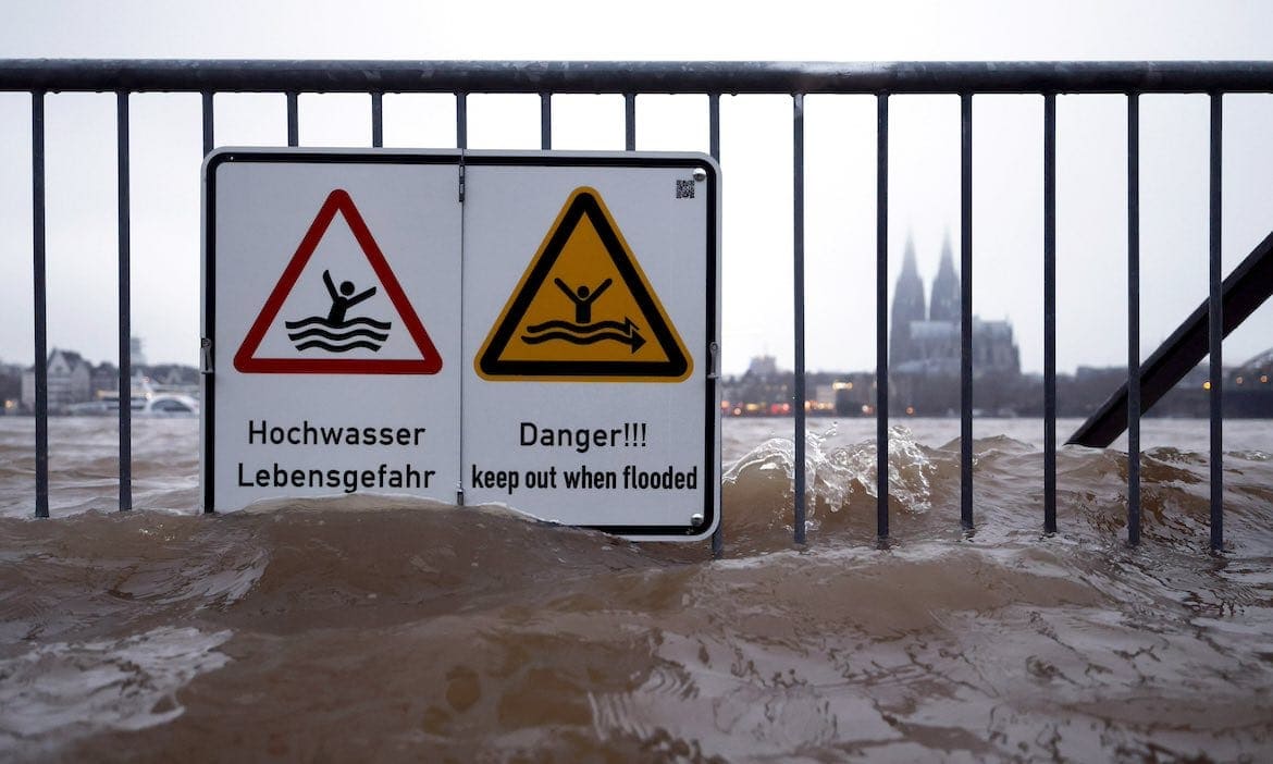 Hochwasser in Köln-Deutz: Viele Bürger stehen einer Elementar-Pflichtversicherung offen gegenüber.