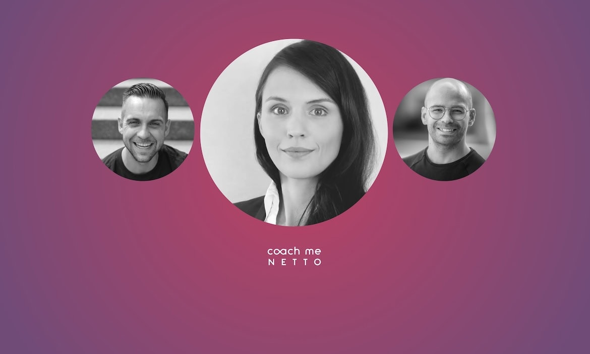 Stephan Busch (links) und Tim Schreitmüller (rechts) von CoachMeNetto interviewen Menschen aus der Branche zum Thema Unternehmertum. Dieses Mal: Nadine Romming.