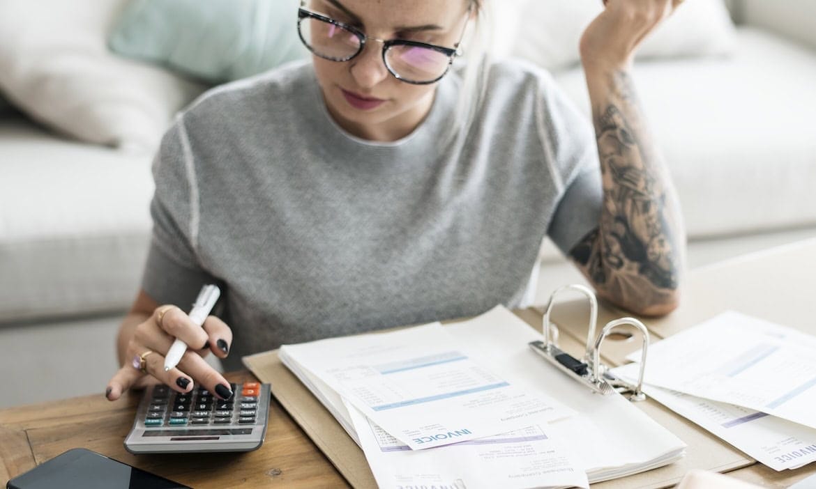 Gut versichert, aber zu welchem Preis? Das wissen viele Deutsche nicht wirklich.