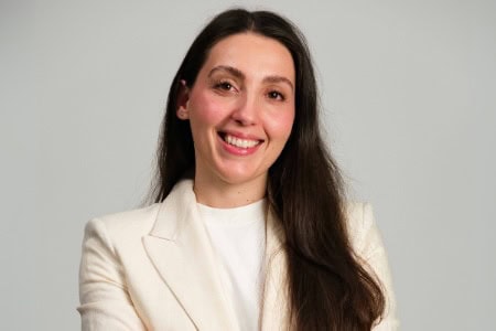 Havi Misimi, Geschäftsführerin von Femance Finance: „Frauen leben in der Regel länger als Männer und somit sollten sie ihr Langlebigkeitsrisiko nicht unterschätzen.“