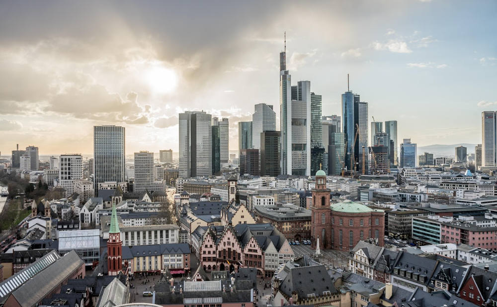 Bankenlandschaft in Frankfurt am Main: Wie sieht die Finanzbranche Cyberrisiken?