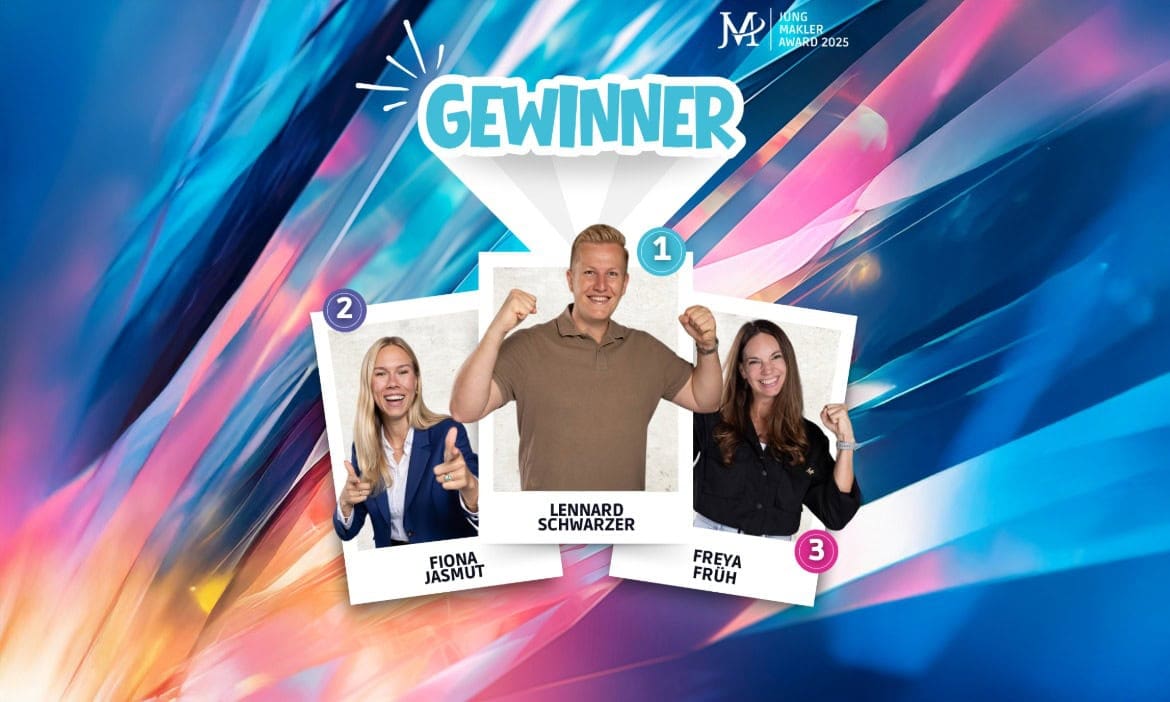 Konnten den Jungmakler Award 2025 mit nach Hause nehmen: Lennard Schwarzer, Fiona Jasmut und Freya Früh.