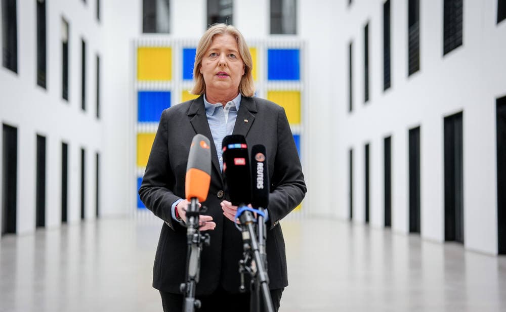 Bärbel Bas (SPD), Bundesministerin für Arbeit und Soziales, im Juni auf einer Pressekonferenz zum Rentenpaket 2025